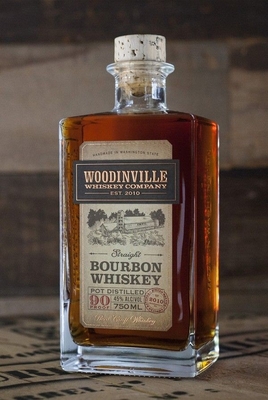 ราคาดี 750ml Empty Glass Bottle ,Bourbon, Whiskey Customized ออนไลน์
